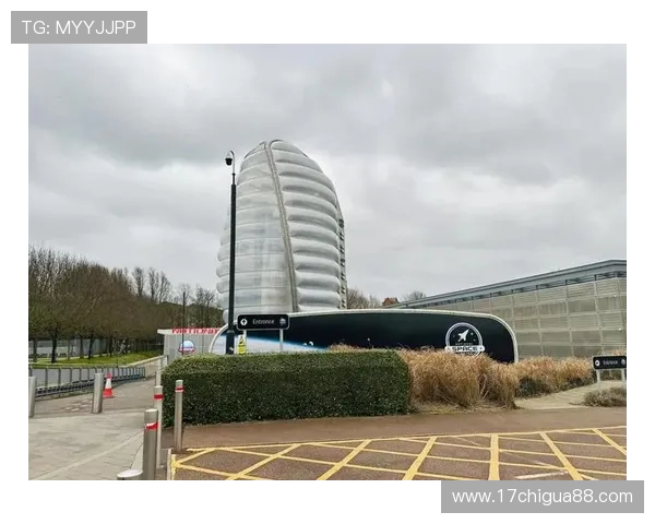 假日国际娱乐:创新娱乐方式带来全新假日体验,让每一次假期都充满惊喜与欢乐 假日国际娱乐:创新娱乐方式带来全新假日体验,让每一次假期都充满惊喜与欢乐